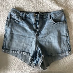 Hollister Jean shorts
